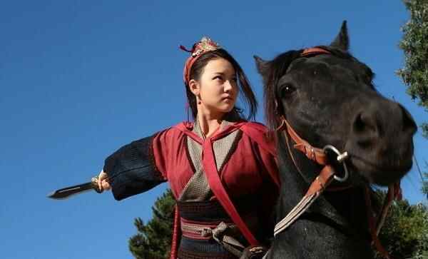 梁山上的郎才女貌，林冲为什么没有和扈三娘在一起？
