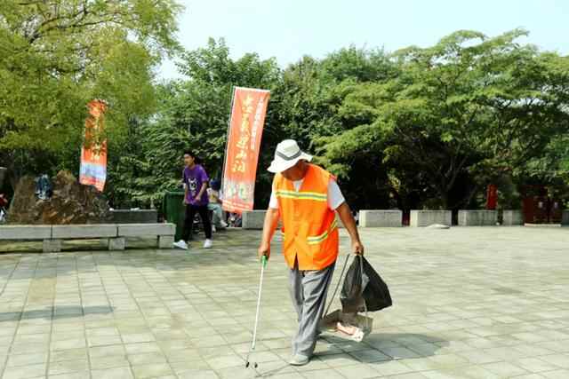 国庆假期第二天，梁山景区安全、平稳、有序
