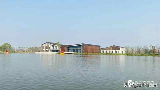 「鱼台旅游」鱼台第一所建在农村的水上公园-----嘟嘟鱼花园