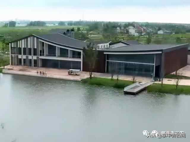 今年国庆节，鱼台很多人都来到这个地方旅游