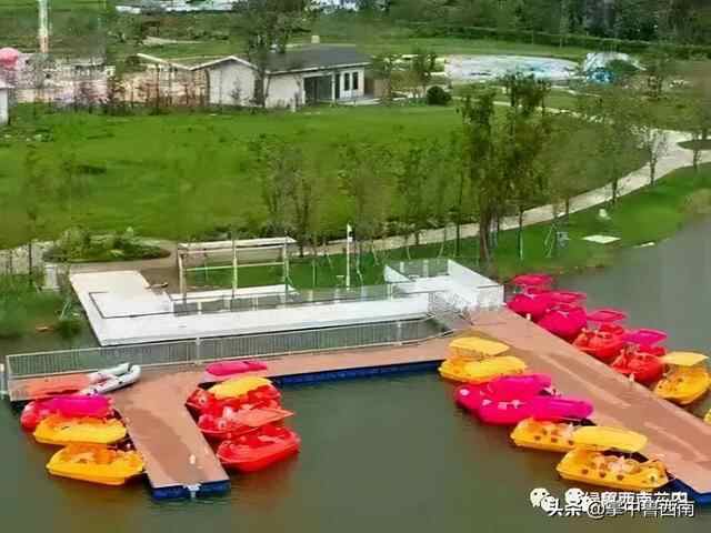 今年国庆节，鱼台很多人都来到这个地方旅游