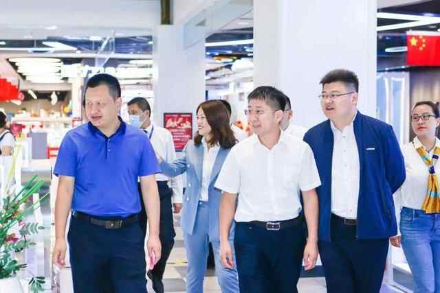 仙营街道“营商+”政务服务再升级，万达便民服务站揭牌