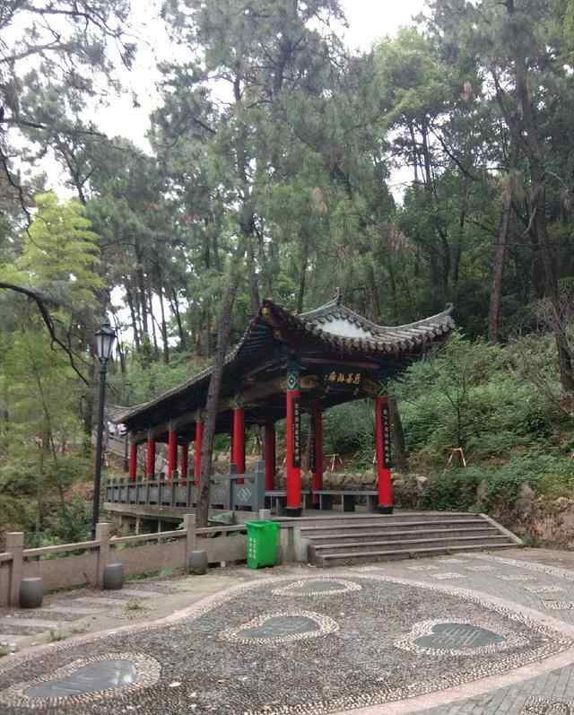 苍南县金乡镇狮山公园这里的风景秀丽独特