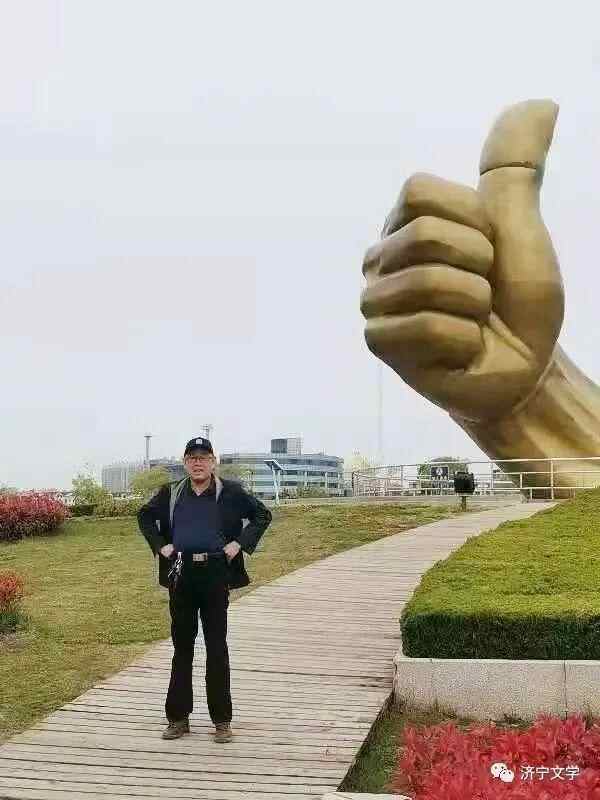 奇文共赏析——简评李木生先生《泰山赋》