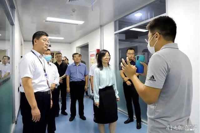 济宁市“新侨创新创业基地”授牌仪式在高新区举行