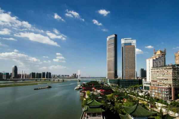 济宁：抱歉！今年我还在“三线城市”的名单之中