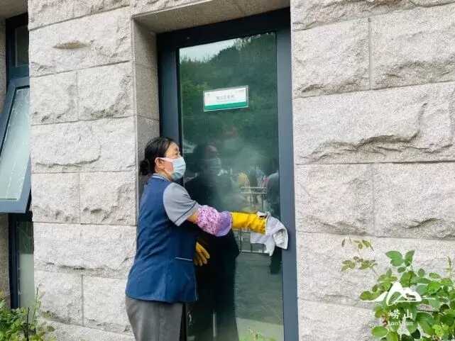 国庆假期游客们打卡崂山后，留下了这样的八条印象……