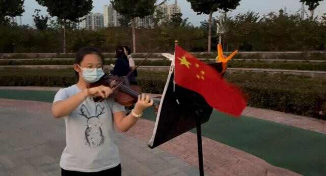 济宁：邹城市第十二中学国庆主题教育活动
