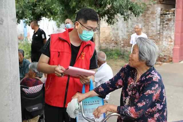 一线察民情，金乡县人民医院开展民意大走访