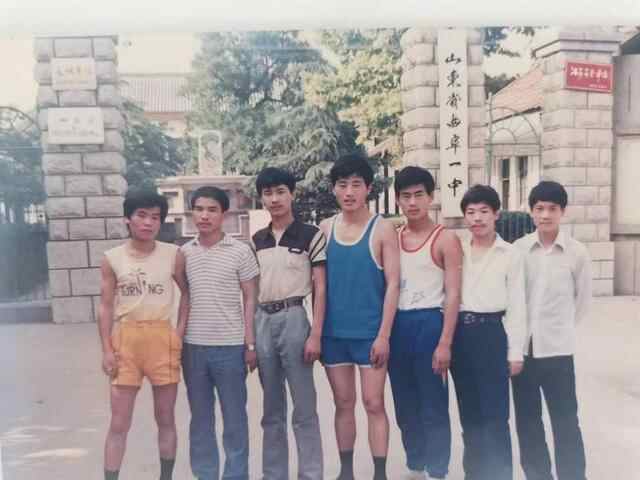 中秋念师恩I在曲阜一中求学的日子里