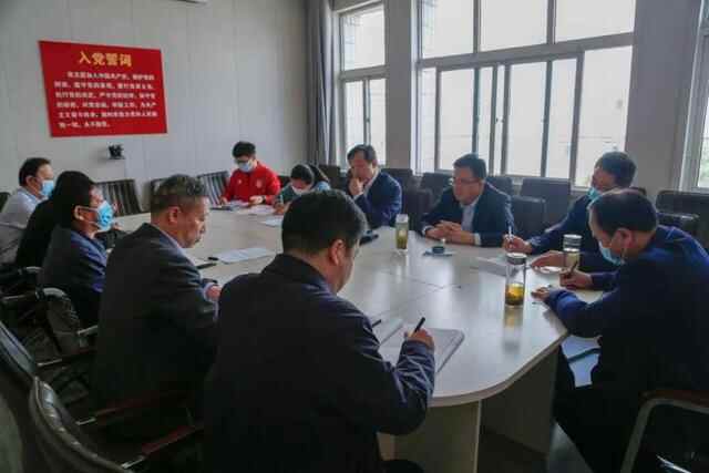 市卫健委赴微山县人民医院督导检查群众看病就医满意度提升工作