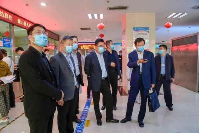 市卫健委赴微山县人民医院督导检查群众看病就医满意度提升工作