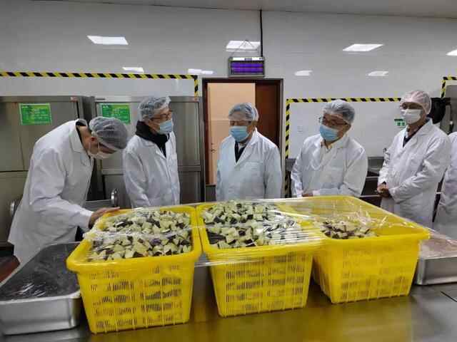 市市场监管局、市教育局、市公安局联合开展学校食堂食品安全飞行检查