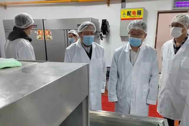 市市场监管局、市教育局、市公安局联合开展学校食堂食品安全飞行检查