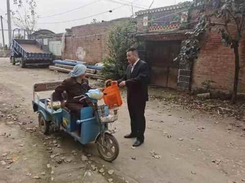 金乡县自然资源和规划局积极开展？“干部一线支农、助力秋收秋种”活动