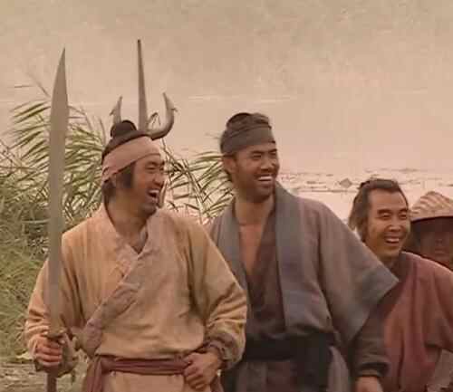 人到中年才发现，宋江带领众人受招安，可能真是梁山群寇唯一出路