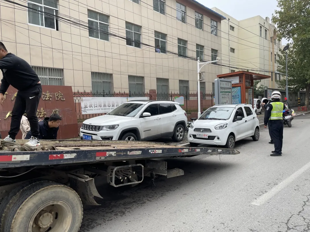 文明出行 | 邹城交警开展城区道路交通“大整治、大宣传”行动