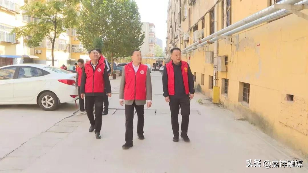 嘉祥县以“四不两直”方式现场督导全国文明城市创建工作