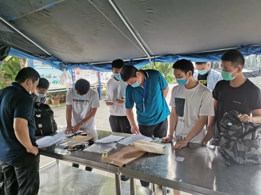 6天6夜跨越6省行程6000公里！7名电信诈骗嫌疑人被押解回济宁