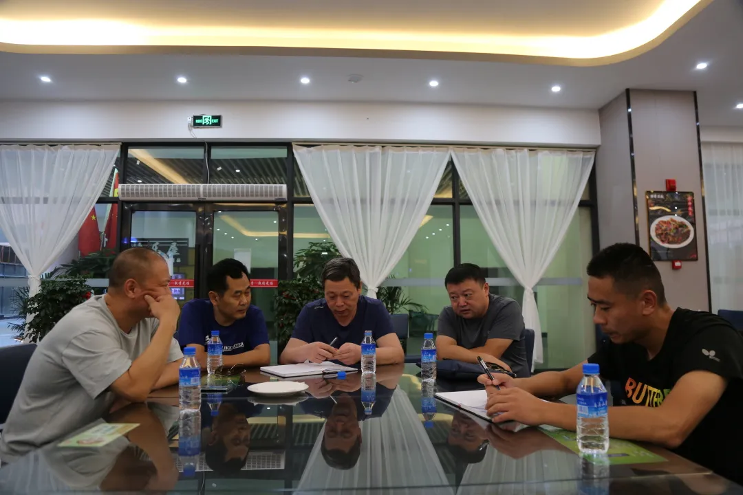 6天6夜跨越6省行程6000公里！7名电信诈骗嫌疑人被押解回济宁