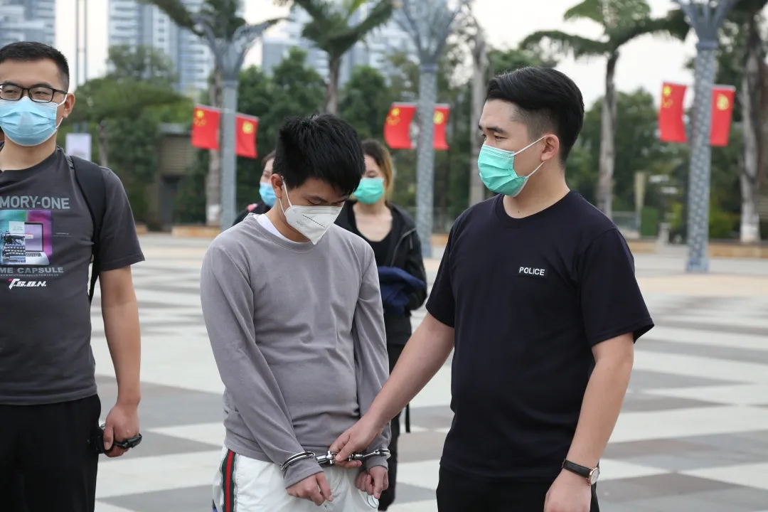 6天6夜跨越6省行程6000公里！7名电信诈骗嫌疑人被押解回济宁