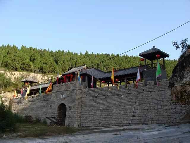 水浒故里 忠义梁山，来尝尝这里霸气的“水浒宴”