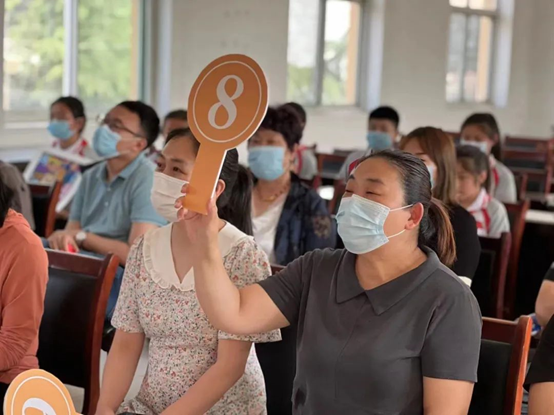 护童成长｜泗水这场助学拍卖会，帮儿童实现微心愿