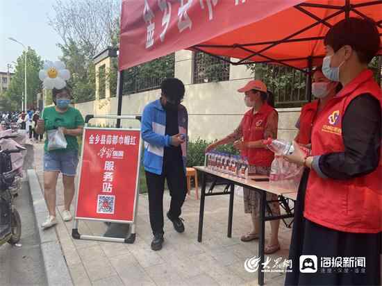金乡县“学习强国”服务站为高考加油