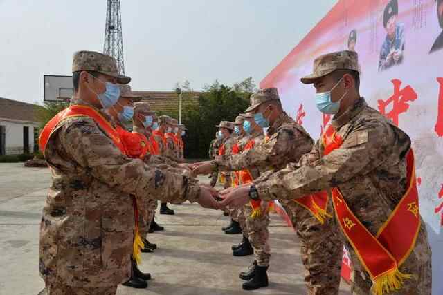 阔别生活20多年的故乡，泗水新兵们奔赴军营