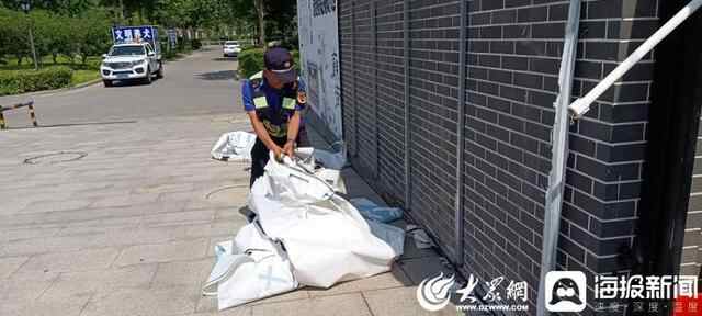 金乡县综合行政执法局开展小广告专项整治行动