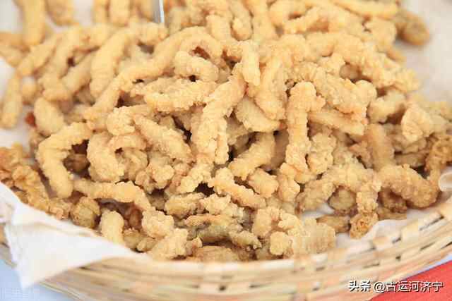 兖州新驿毛辛庄油炸小酥肉：新农村像一朵朵绚丽多彩的花朵绽放