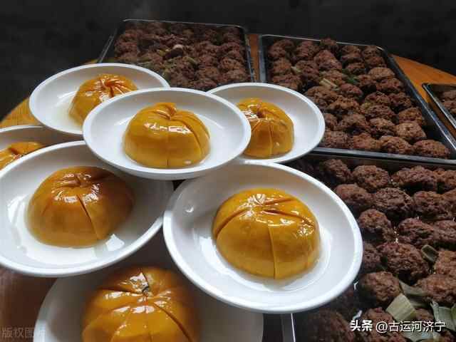 兖州新驿毛辛庄油炸小酥肉：新农村像一朵朵绚丽多彩的花朵绽放