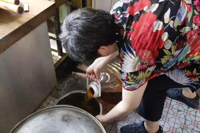 兖州这家来自20年前的干饭锅，除了阿姨们老了，一切都没变……