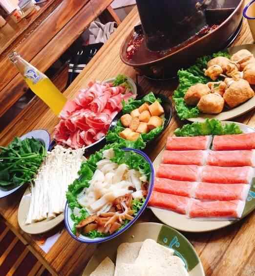 没想到地铁三号线，串起了半个青岛的美味