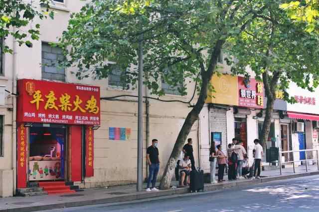 在青岛，没有一个胃不想去西镇！盘点西镇那些令人魂牵梦绕的美食