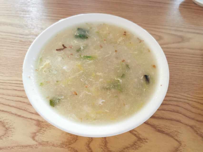 寻找曲阜特色小吃，13元一个的肉饼，吃完没感觉？