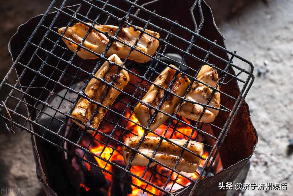 邹城太平农村夜市酱爆鲜鱿鱼：折射出新农村一道修养的华彩