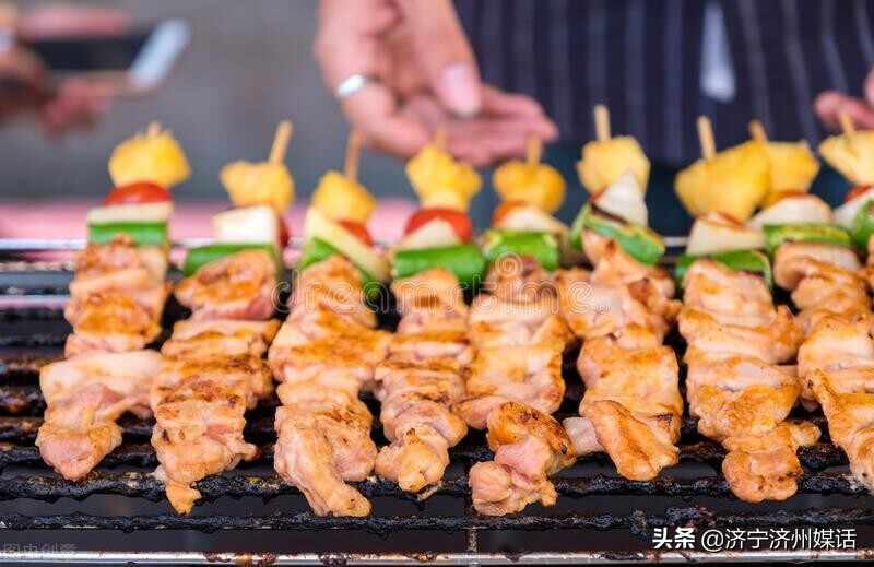 汶上南站新农村庭院烧烤：一种 友谊与幸福融合的休闲快乐