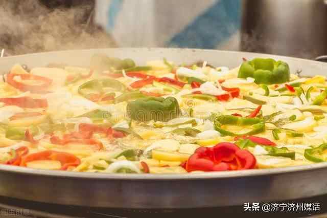 汶上南站新农村庭院烧烤：一种 友谊与幸福融合的休闲快乐