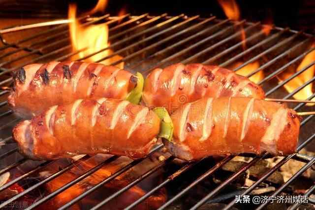 汶上南站新农村庭院烧烤：一种 友谊与幸福融合的休闲快乐
