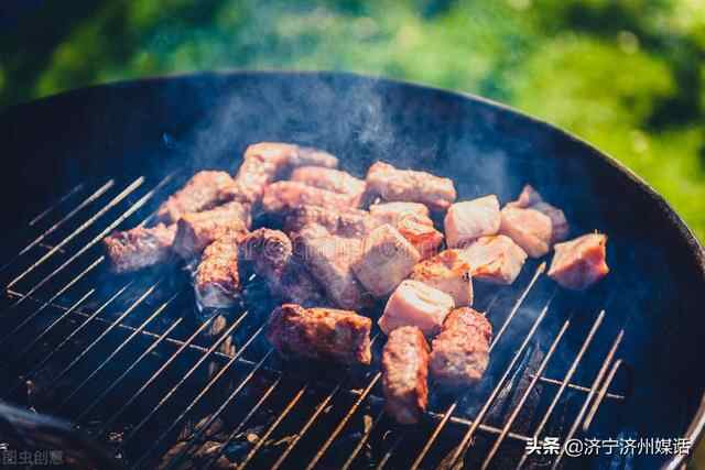 汶上南站新农村庭院烧烤：一种 友谊与幸福融合的休闲快乐