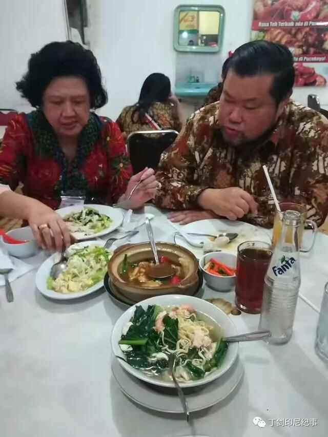 简单粗暴油炸辣甜：印尼人为何口味重成这个样子？