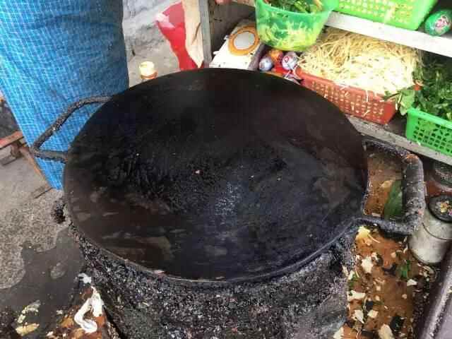 大邹城，火遍全城的特色美食--菜煎饼！