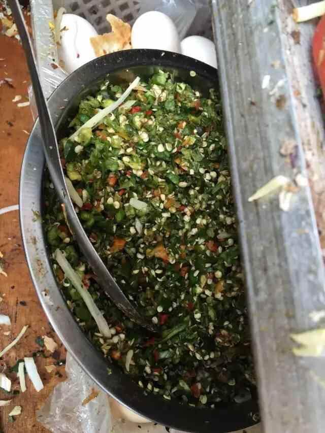 大邹城，火遍全城的特色美食--菜煎饼！