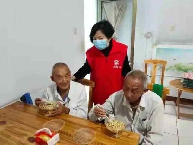 肥城经开区：工作不停歇 服务不打烊