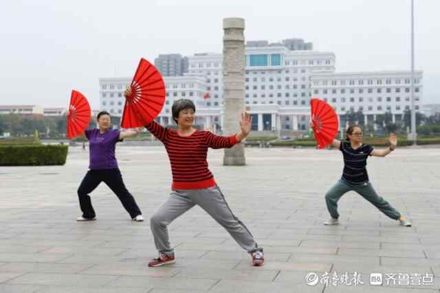 壹图集｜美好假期，泰安市民从晨练开始