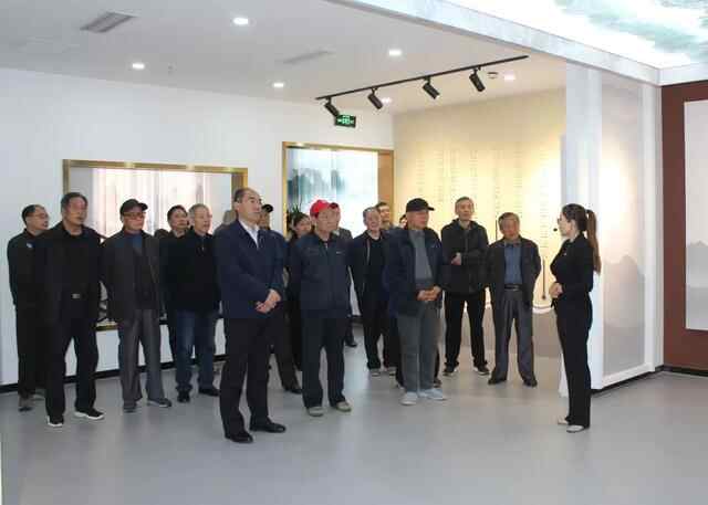宁阳县组织县级老同志视察全县经济社会发展情况