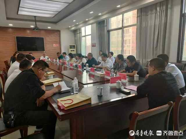 泰山区政协委员视察上高街道村（社区）经济社会发展活动