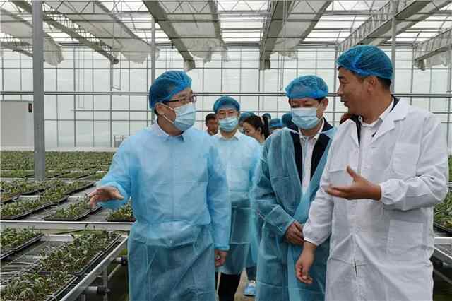 牵手！山东农大与新泰市签署战略合作协议