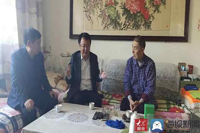 岱岳区职业教育中心开展重阳节走访慰问退休老同志活动
